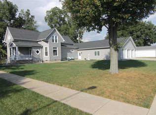 216 S Vine St, Haubstadt, IN 47639