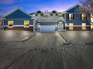 4705 Westchester Dr NE UNIT C, Cedar Rapids, IA 52402