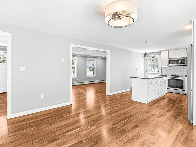 38 Idora Ave — Photo 15