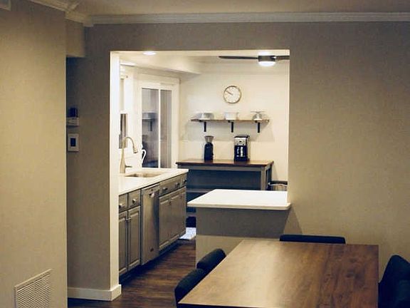 5th image of 972 Indian Boundary Dr