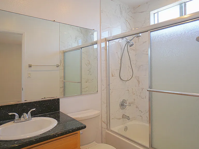 429 S New Ave #5 — Photo 14