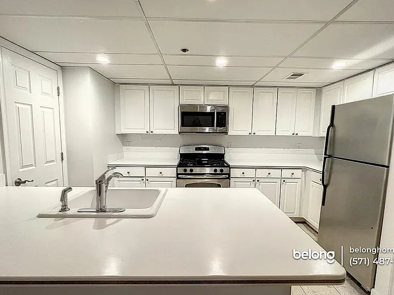 1276 N Wayne St #721 — Photo 1