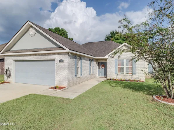 2325 Rhonda Ave, Ocean Springs, MS 39564