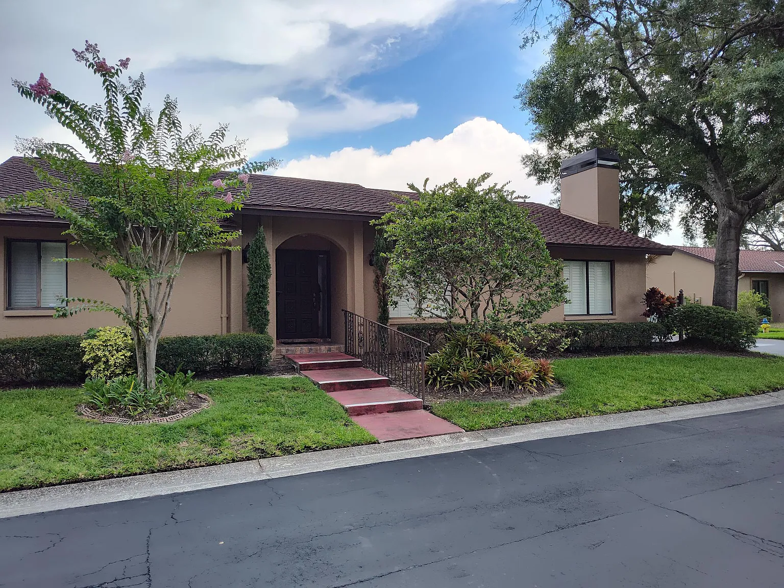 2 bed, 2008 sqft, $2,750 — Photo 1