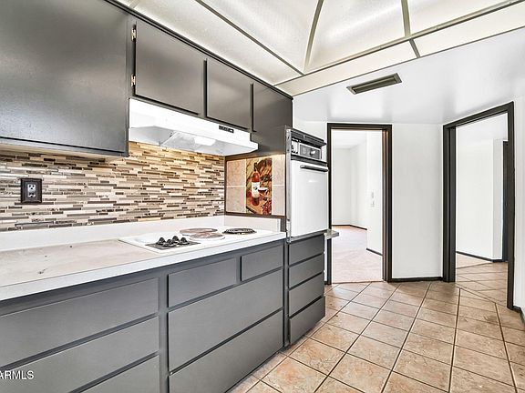 5th image of 10601 W Hutton Drive