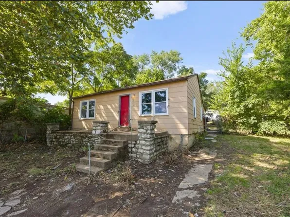 1134 Merriam Ln, Kansas City, KS 66103