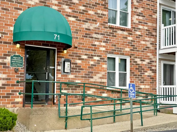 71 Edgeworth St Unit 17, Worcester, MA 01605