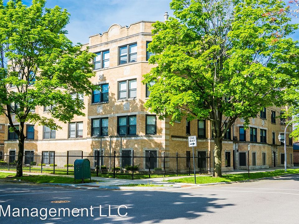 1st image of 8100 S Essex Ave APT 1E