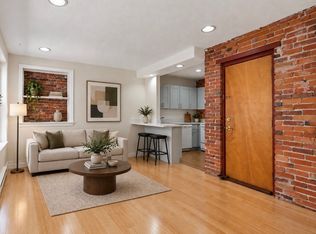 38-38A Charter St #7, Boston, MA 02113