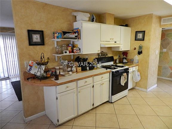 3rd image of 5704 Reiter Ave