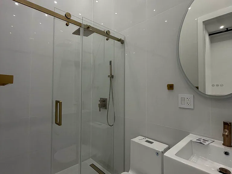 28 Bedford St #9 — Photo 3