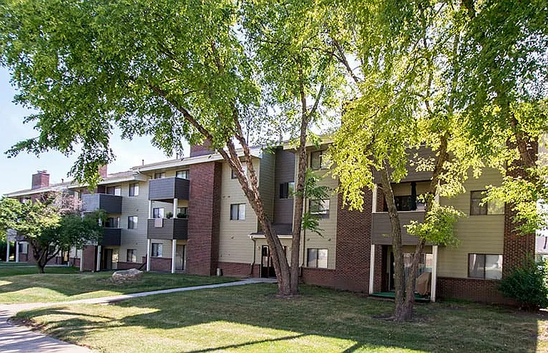 Boulder Ridge Apartment Homes — Photo 35