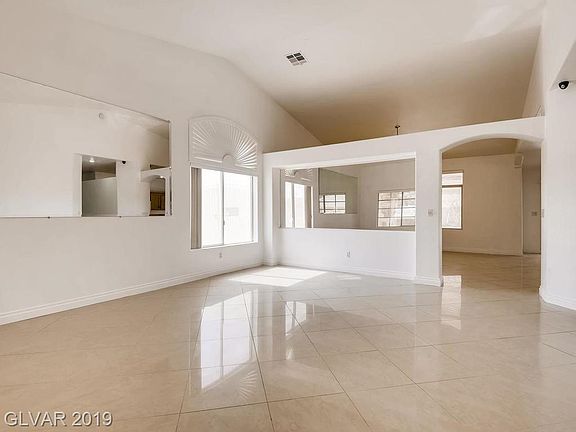 5th image of 1691 Tangerine Rose Dr