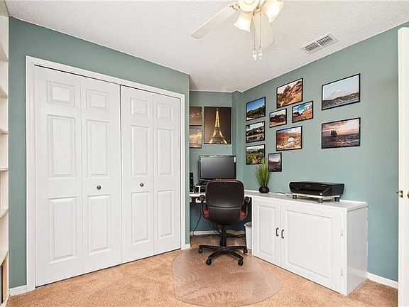 5th image of 1011 Jackson Creek Ct