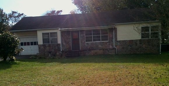 1st image of 2915 Atoka Ln