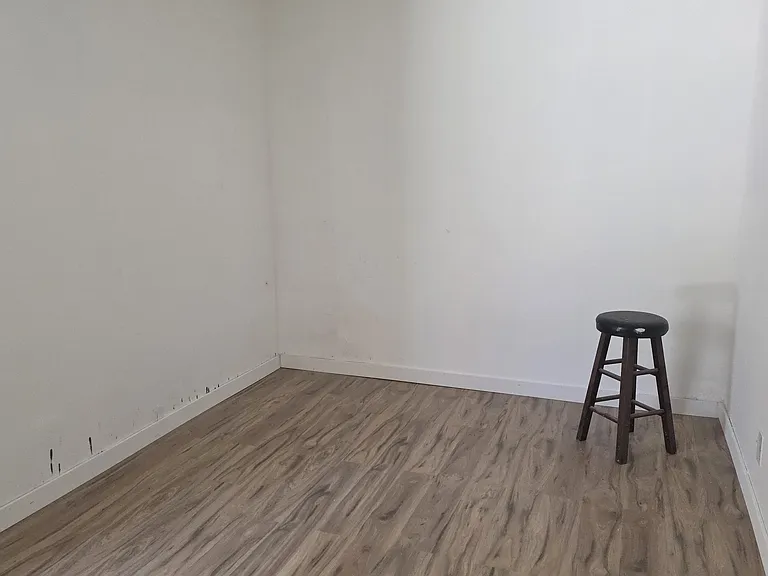 17320 Grand Ave — Photo 10