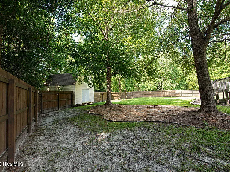 301 Old Dam Rd — Photo 52