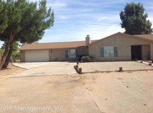 22174 Pahute Rd, Apple Valley, CA 92308