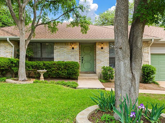 2nd image of 12101 Carmel Park Ln