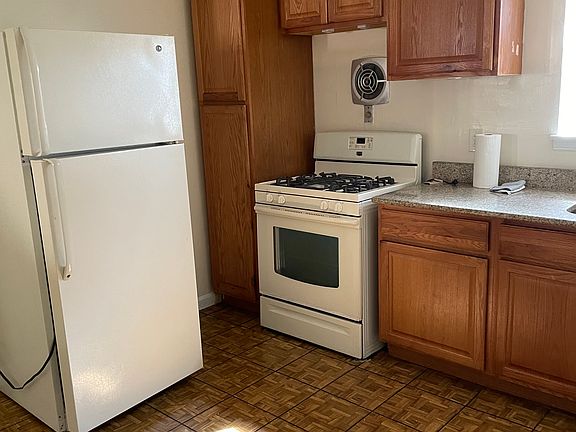 Large Eat In Kitchen