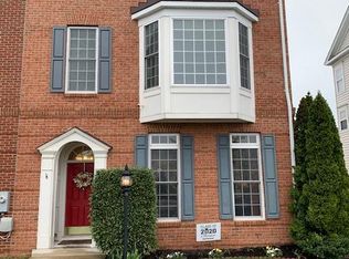 13590 Village Green Dr, Leesburg, VA 20176