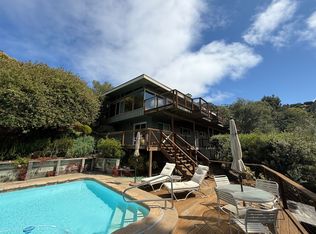 212 Fairhills Dr, San Rafael, CA 94901