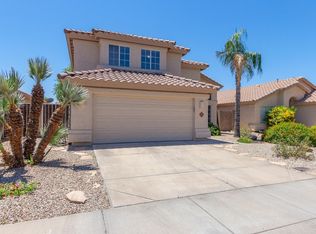 2041 E Helena Dr, Phoenix, AZ 85022
