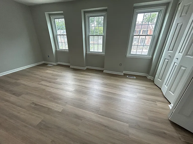 2090 Pilgrim Dr — Photo 10