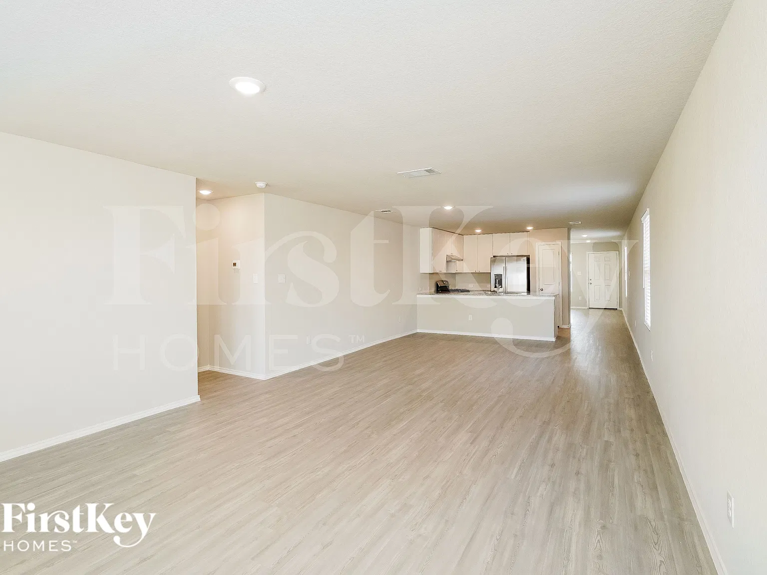 4 bed, 2.0 bath, 1627 sqft, $1,325 — Photo 3
