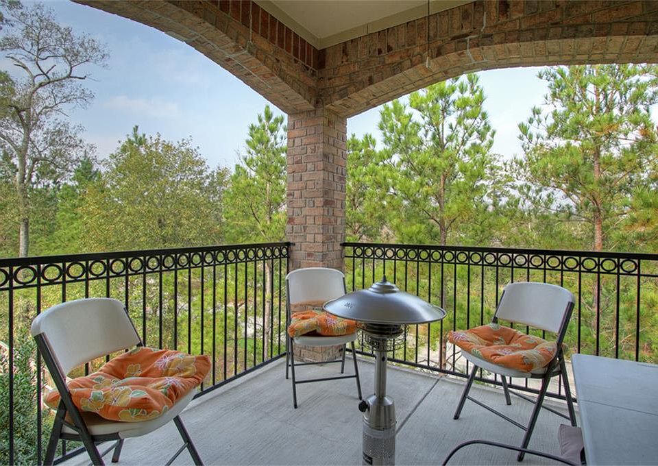 1st image of 6607 Lake Woodlands Dr APT 133