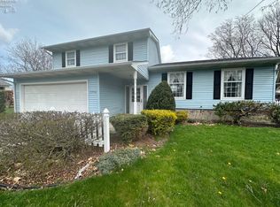 2706 Sweetbriar Dr, Sandusky, OH