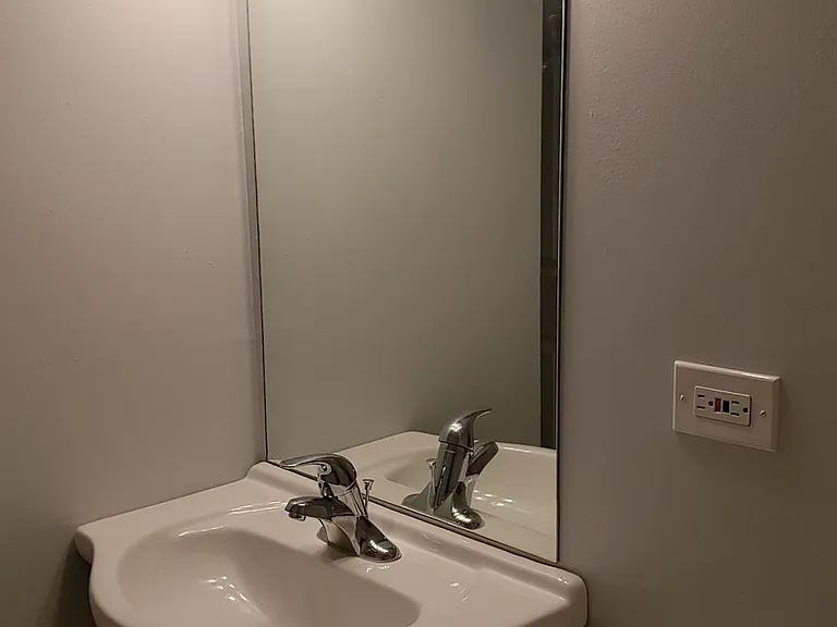1062 W Taylor St #2F — Photo 7