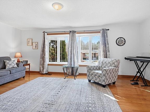 4th image of 65 Irwin Rd