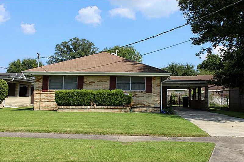 1st image of 2480 Hyman Pl