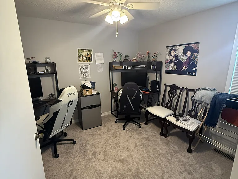 420 Primrose Ave — Photo 2