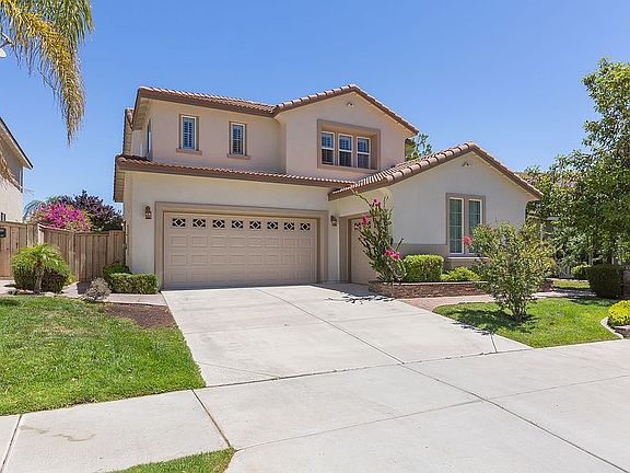 2nd image of 31886 Birchwood Dr