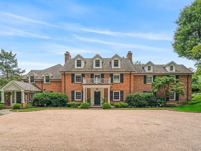 1788 Pinebourne Lane, East Norwich, NY, 11732