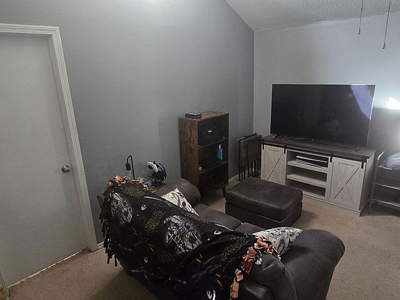 2nd image of 1911 N Janney Ave