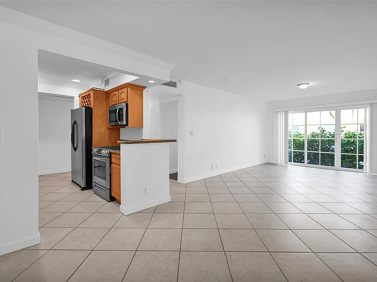 1515 E Broward Blvd #126 — Photo 10