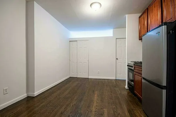 Rented by Compass | media 2