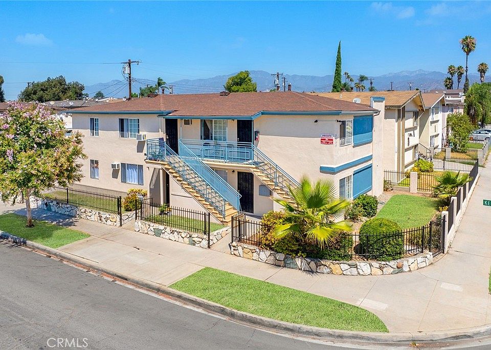 1st image of 131 N Vecino Dr