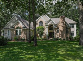 8514 Plover Dr, Kalamazoo, MI 49009