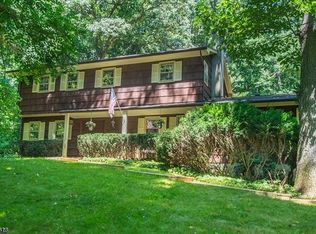 84 Parks Rd, Denville, NJ 07834