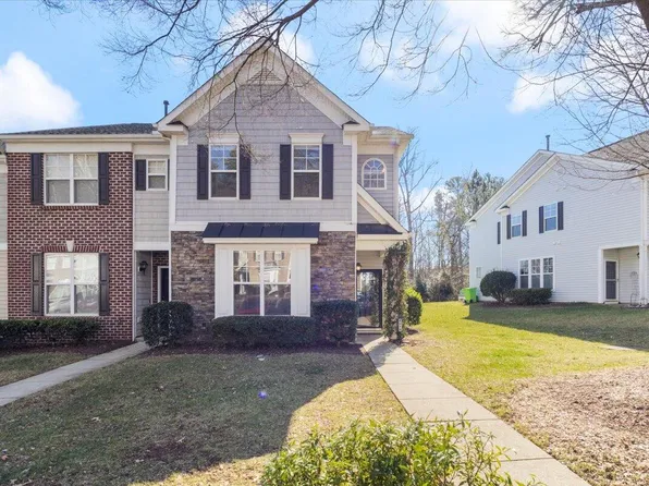 8916 Camden Park Dr, Raleigh, NC 27613