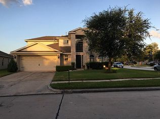 611 Hillock Bluff Cir, Houston, TX 77073