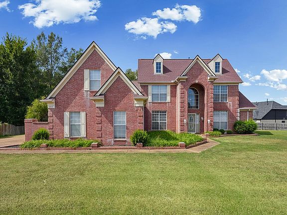 3rd image of 7253 Rourke Cir