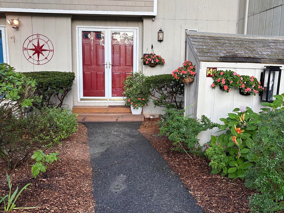 1st image of 300 Buck Island Road APT 14F