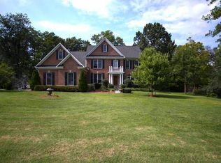 9946 Corsica St, Vienna, VA 22181
