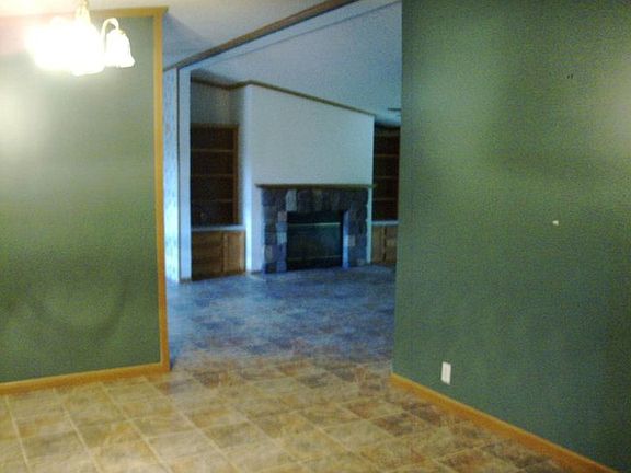 5th image of 1173 County Road 1500 E