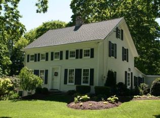 521 Barrett Hill Rd, Mahopac, NY 10541